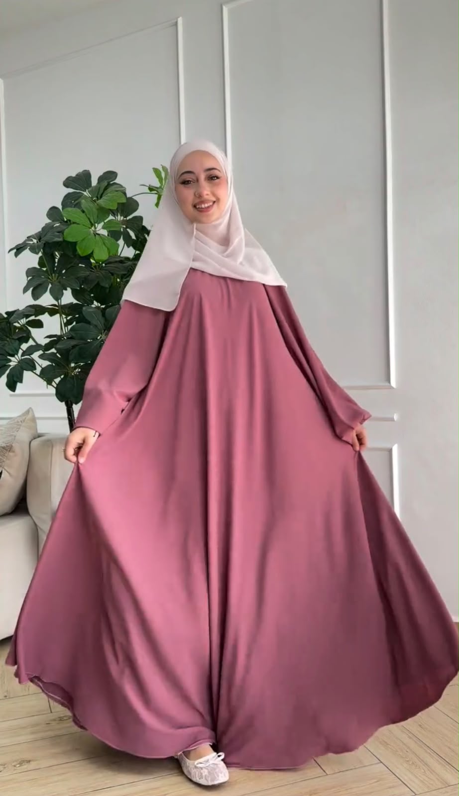 Bundle Of 4 Abaya With Scarf