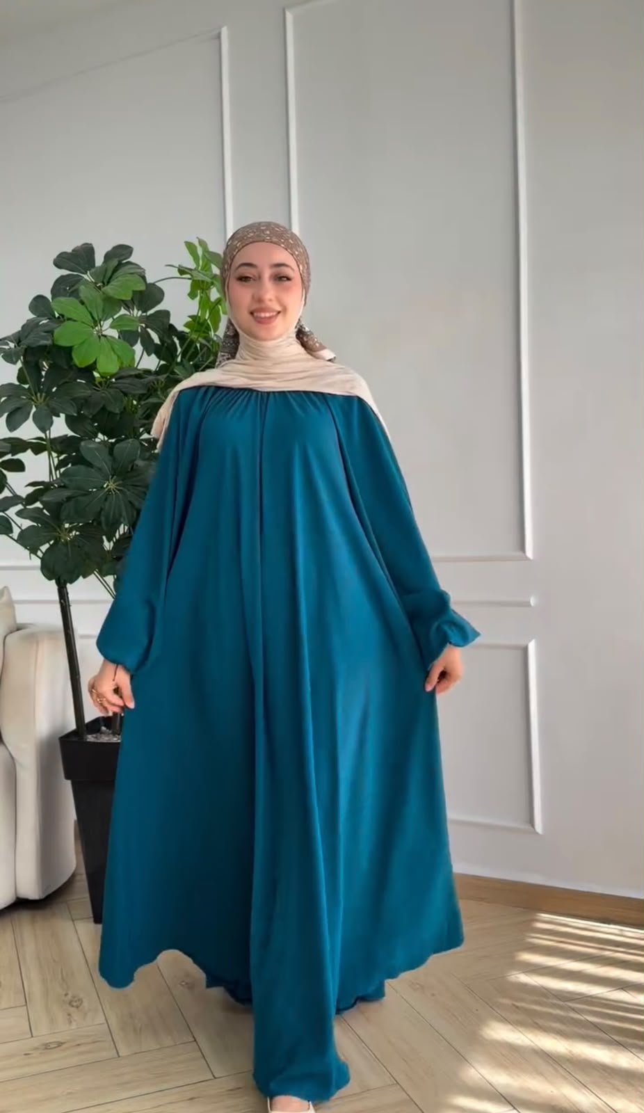 Bundle Of 4 Abaya With Scarf