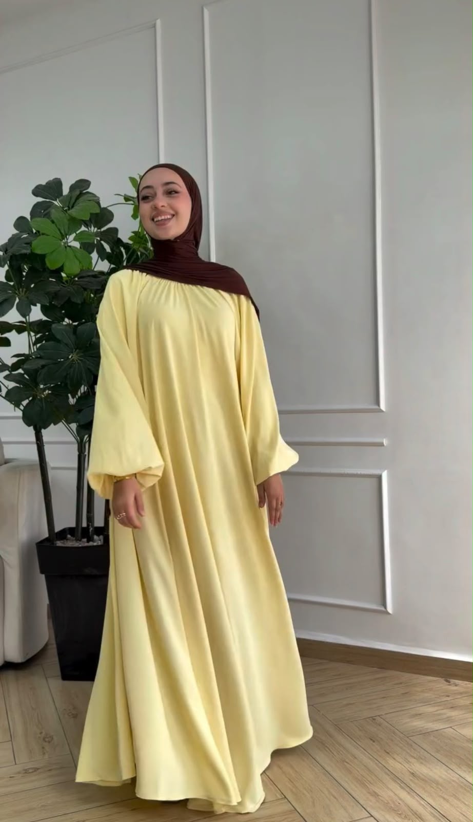 Bundle Of 4 Abaya With Scarf