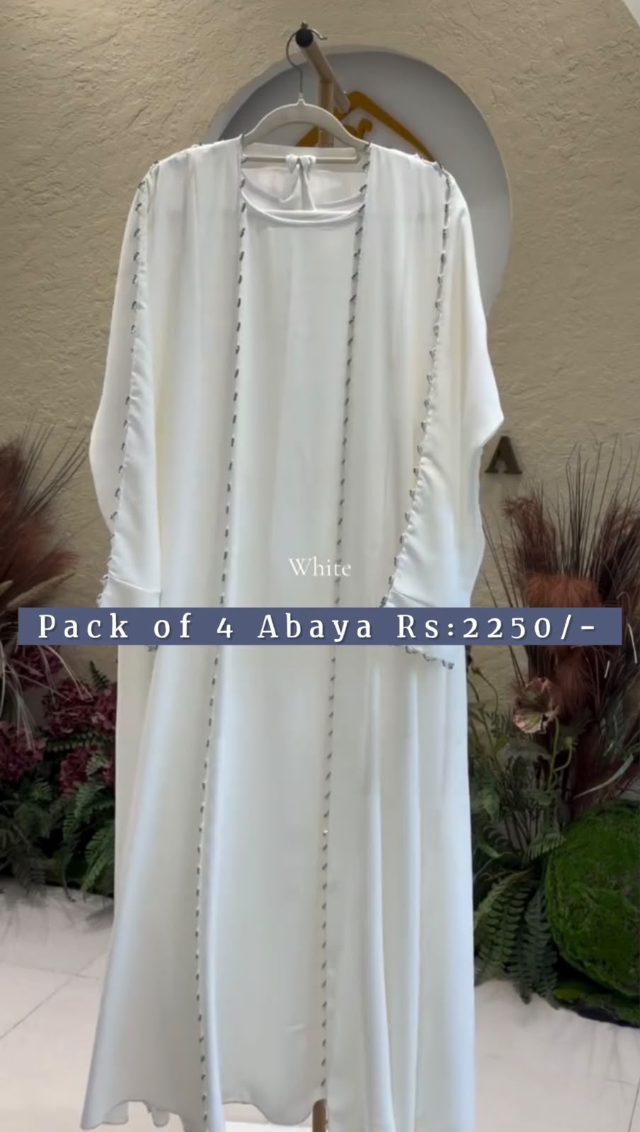 Omal Pack Of 4 Abaya