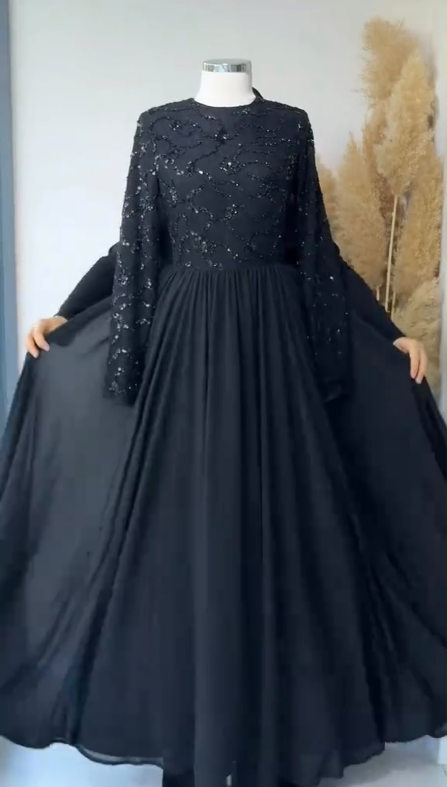Fully Coverd Black Flayer Frock With Scarf