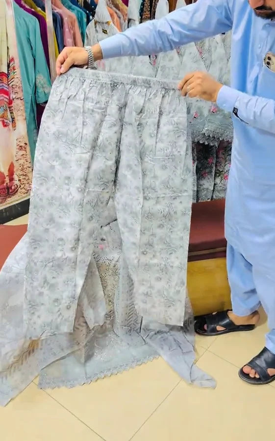 Women Embroidered 3Pcs Stitched Dress